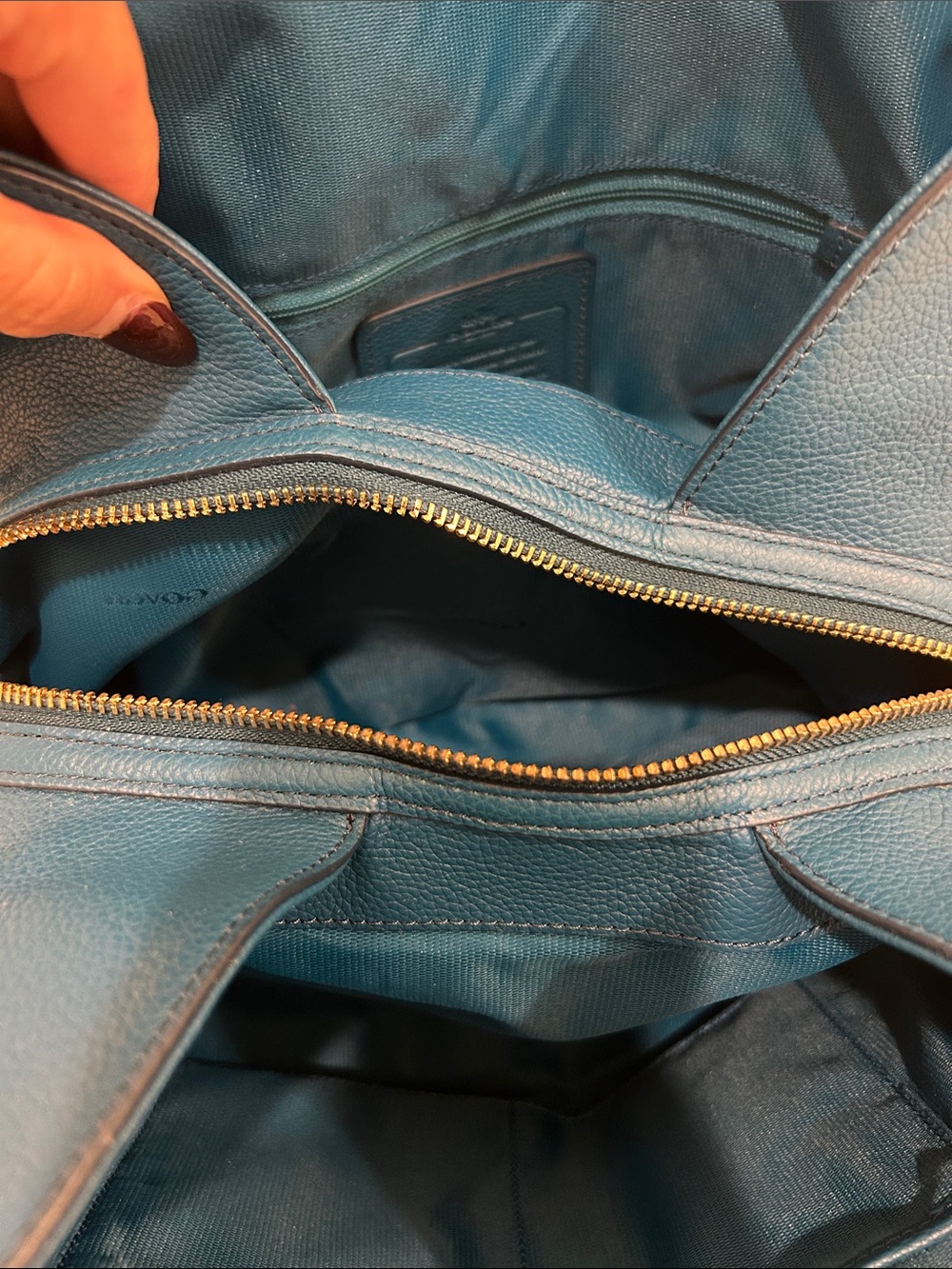 Coach (NWT) Edie Shoulder Bag 31 - Picture 15 of 17